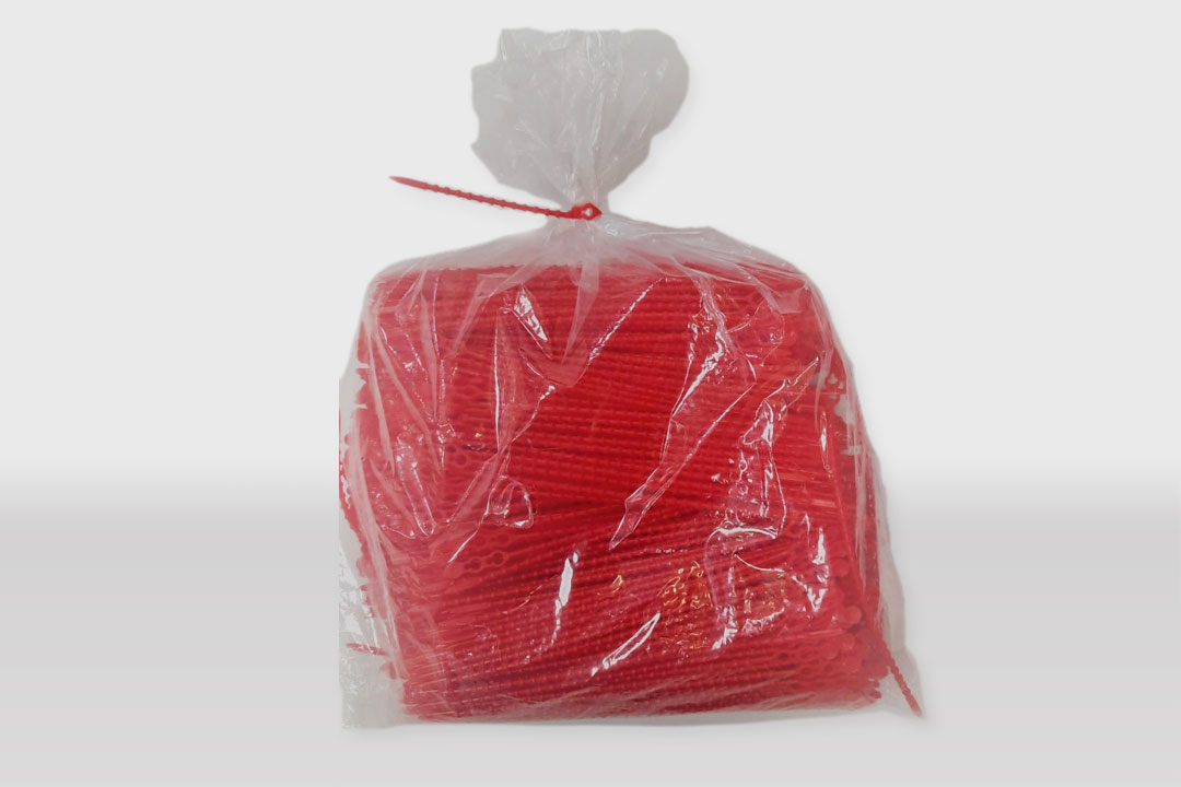 Europemballage L1001 - Liens de fermeture rouge Europemballage L1001 - Liens de fermeture rouge