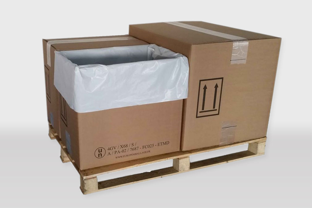 Europemballage caisse carton avec sache accessoire rétention des liquides et solides Europemballage caisse carton avec sache accessoire rétention des liquides et solides
